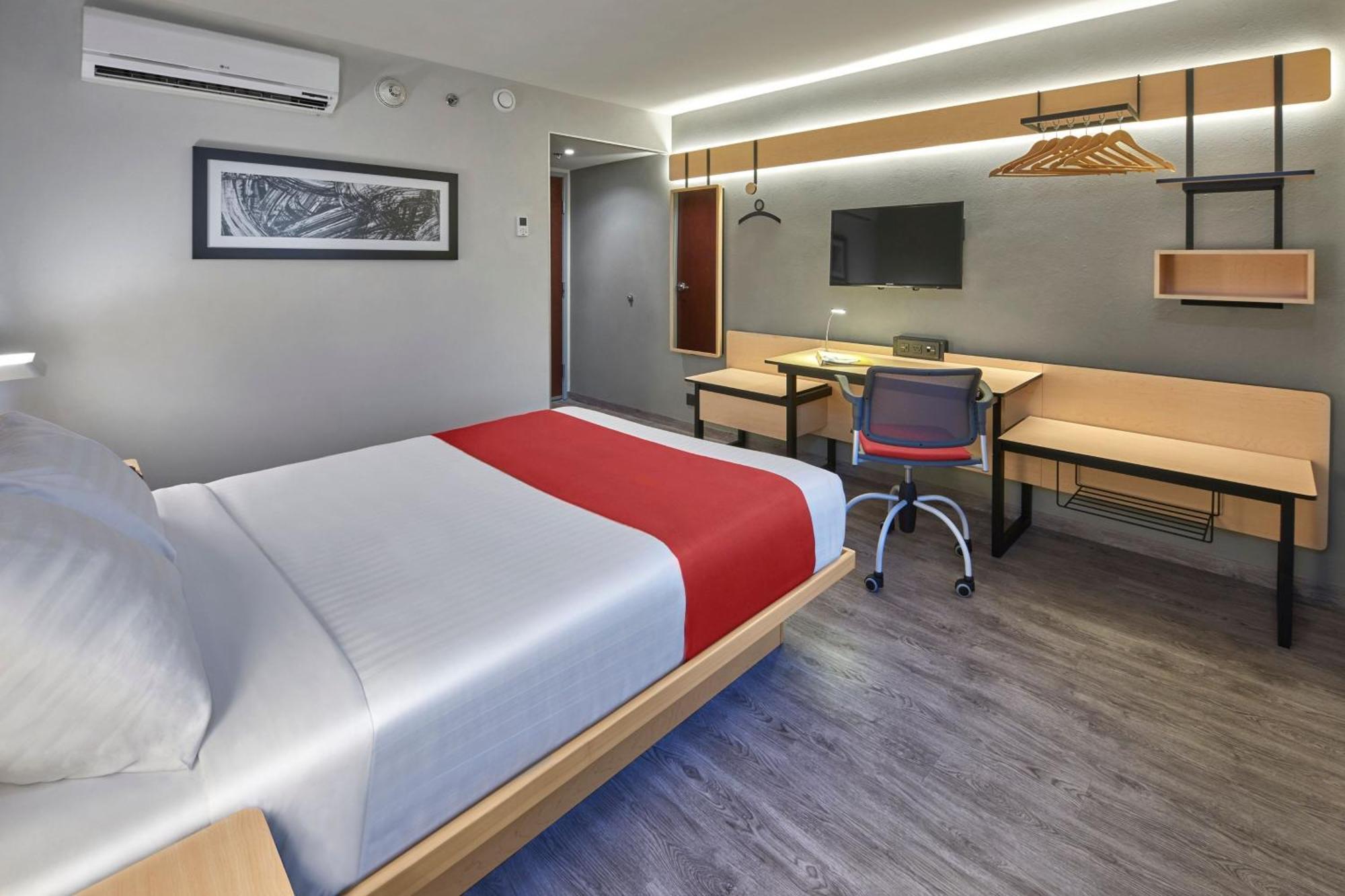 Hotel Express By Marriott Ciudad De Tlalpan Mexico