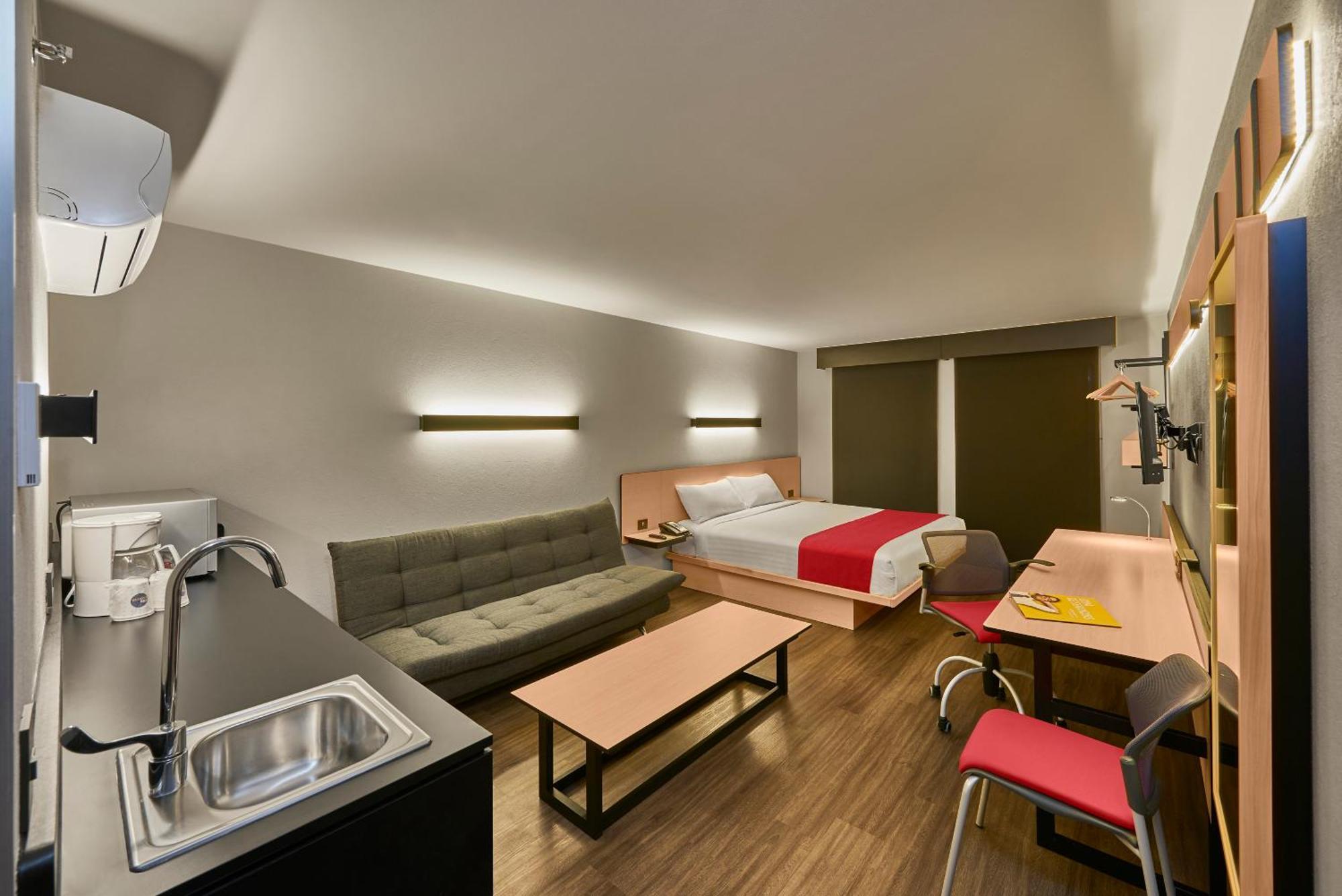 Hotel Express By Marriott Ciudad De Tlalpan Mexico